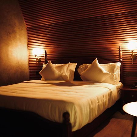Leela'S 7Th Heaven Resort & Spa Trikunnapuzha Ngoại thất bức ảnh