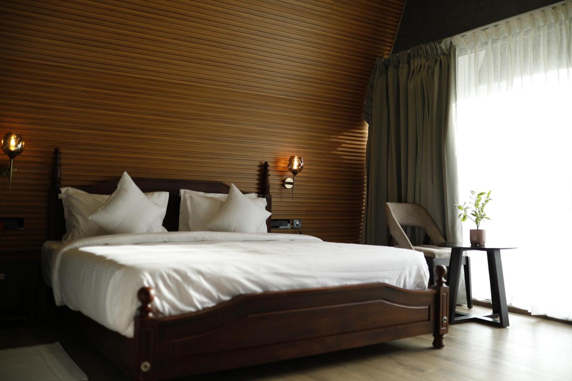 Leela'S 7Th Heaven Resort & Spa Trikunnapuzha Ngoại thất bức ảnh